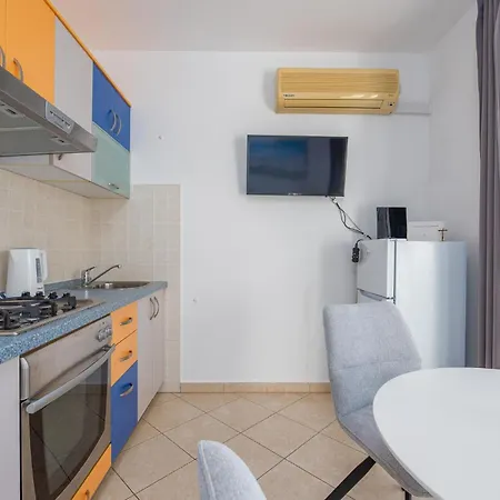 Appartement 1 Bedroom Beautiful In